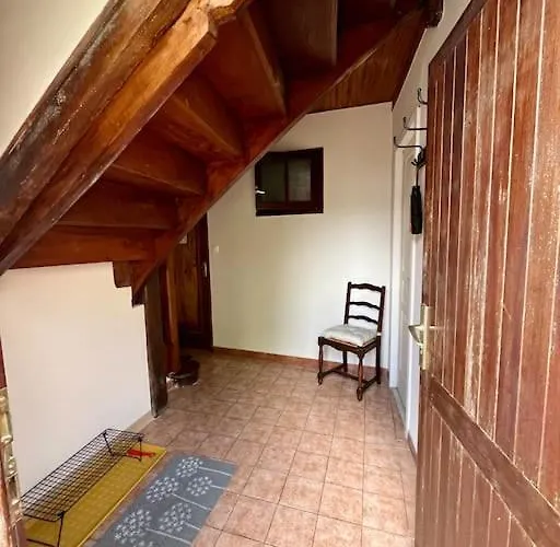 La Petite Ourse Maison De Village à Casa de Férias *