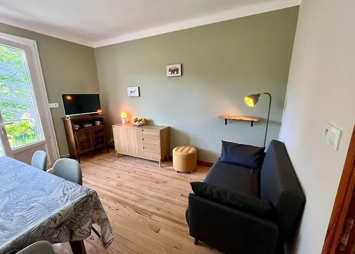 La Petite Ourse Maison De Village à Casa de Férias *