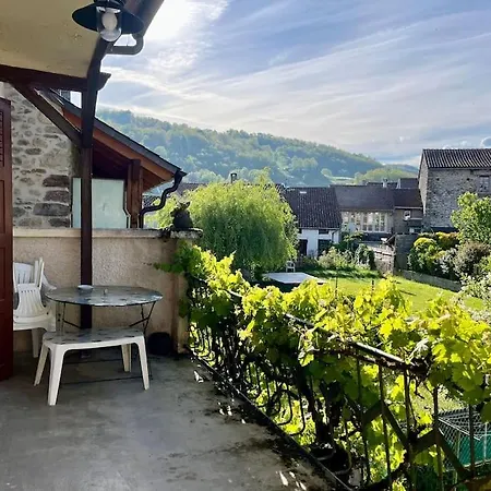 La Petite Ourse Maison De Village A * Oust