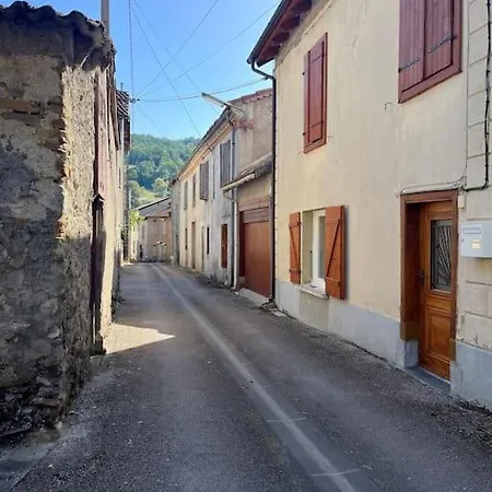 펜션 La Petite Ourse Maison De Village A *