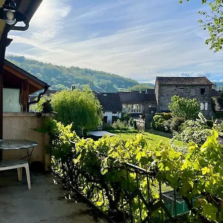 La Petite Ourse Maison De Village A بيت للعطل *